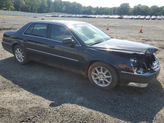 2011 Cadillac DTS Luxury Collection