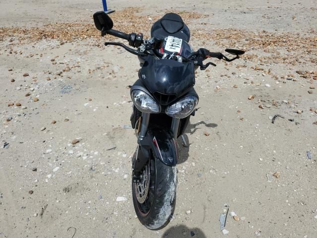 2018 Triumph Street Triple RS