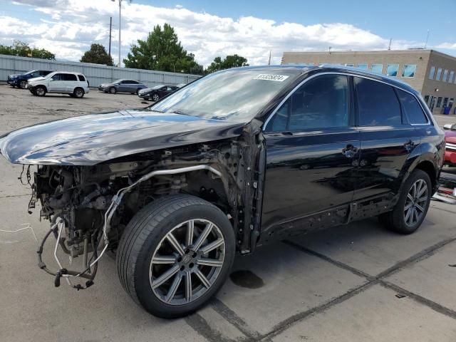 2019 Audi Q7 Premium