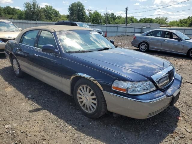 2003 Lincoln Town Car Executive