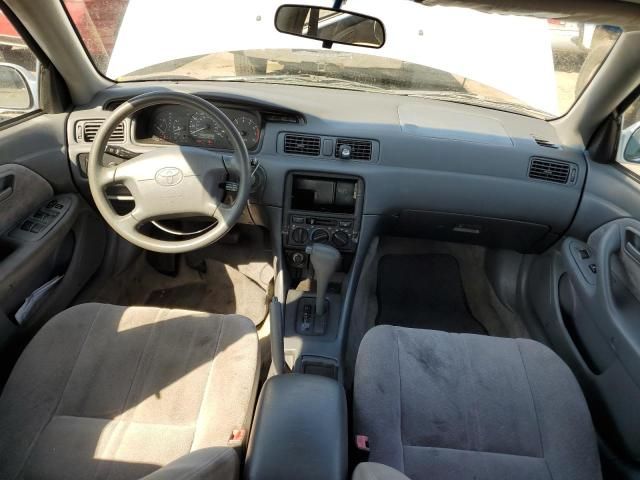 1997 Toyota Camry LE