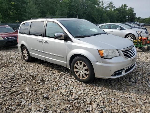 2012 Chrysler Town & Country Touring L