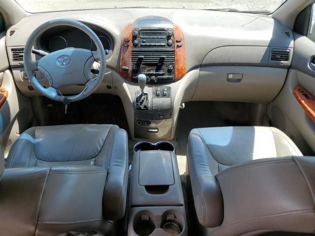 2008 Toyota Sienna XLE