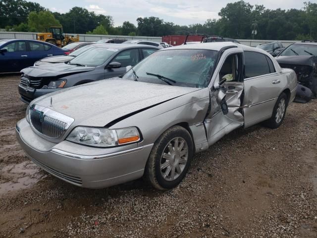 2009 Lincoln Town Car Signature Limited