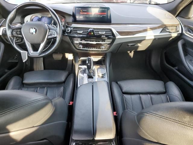 2019 BMW 530E