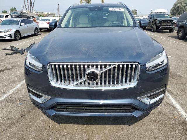 2022 Volvo XC90 T8 Recharge Inscription