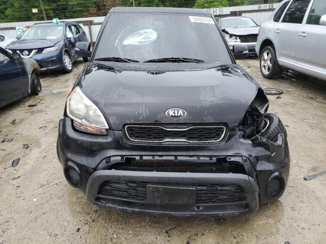 2013 KIA Soul +