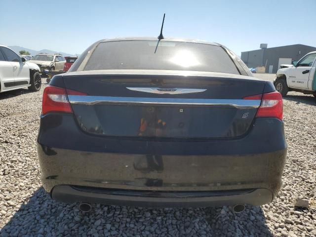 2013 Chrysler 200 Limited