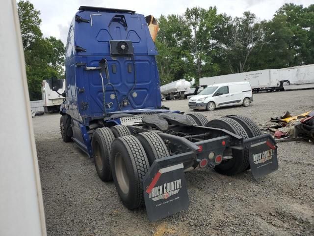 2017 Freightliner Cascadia 125