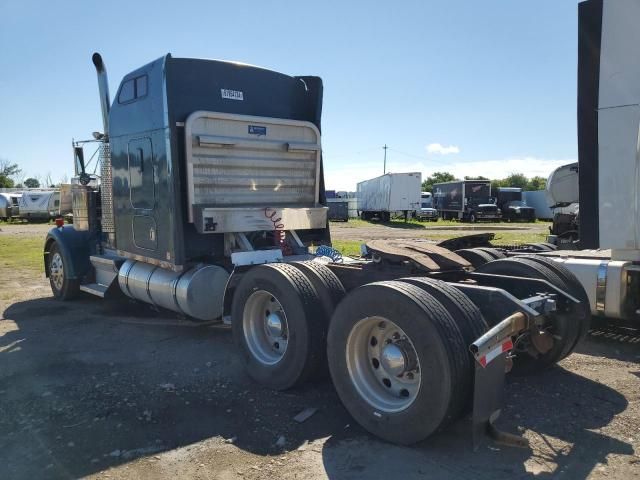 1999 Kenworth Construction W900