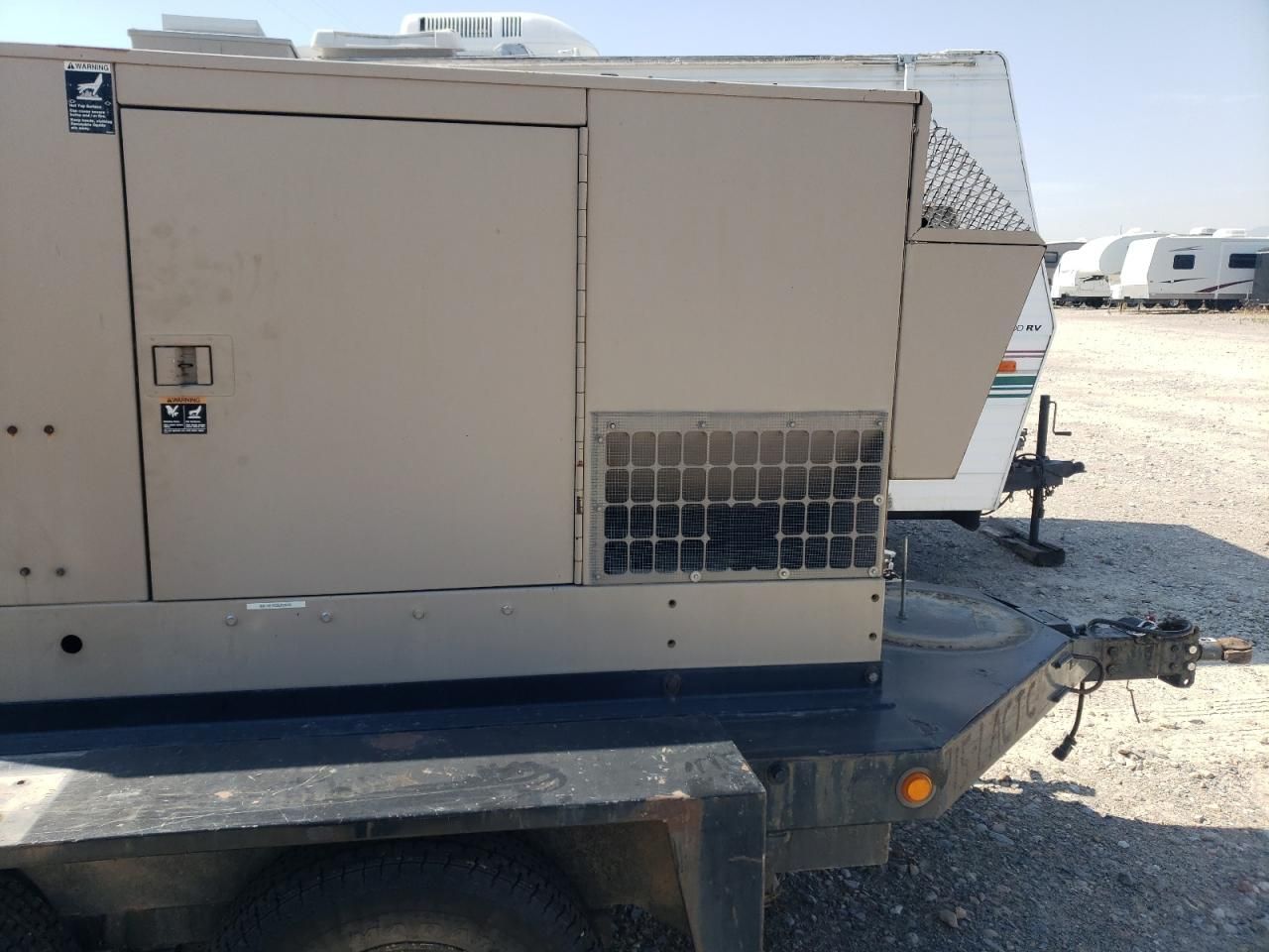 2000 Trailers Generator