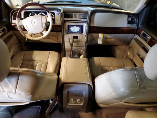 2003 Lincoln Navigator