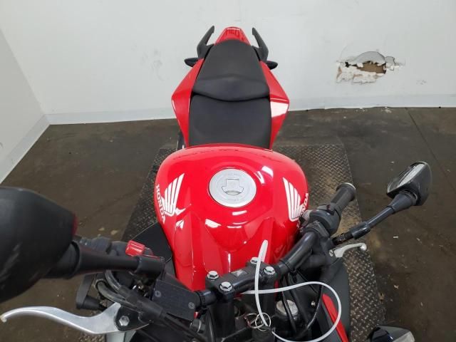 2015 Honda CB300 F
