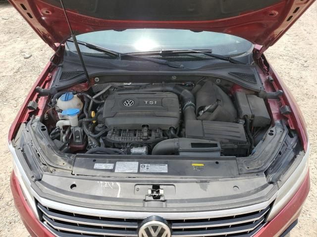 2016 Volkswagen Passat SE