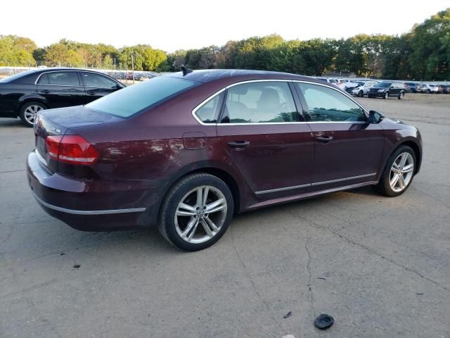 2012 Volkswagen Passat SEL