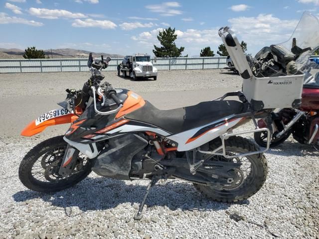 2022 KTM 890 Adventure R