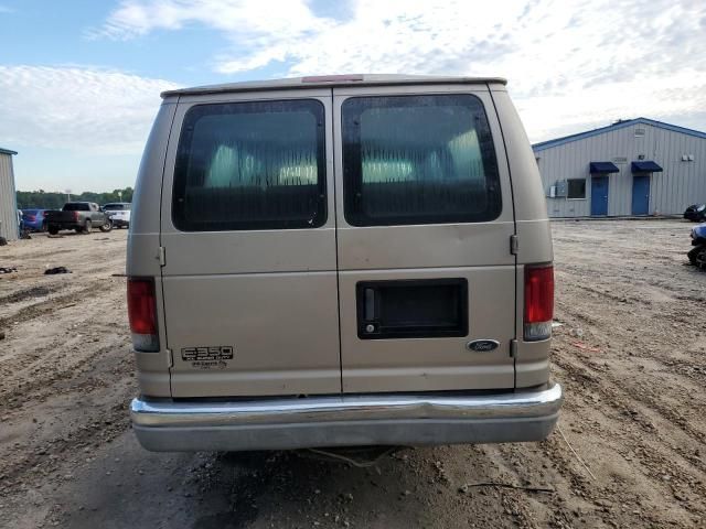 2002 Ford Econoline E350 Super Duty Wagon