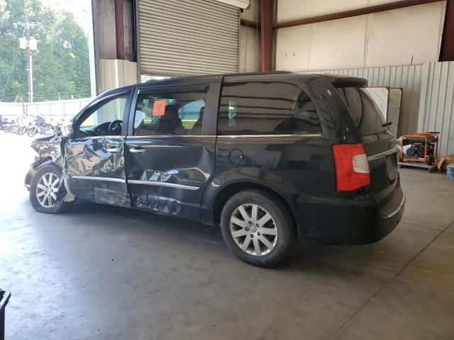 2013 Chrysler Town & Country Touring L