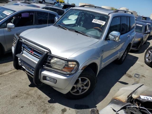 2001 Mitsubishi Montero Limited