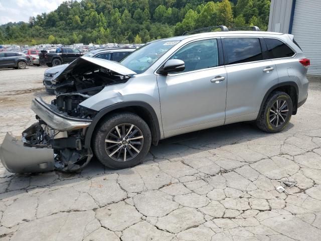 2018 Toyota Highlander SE