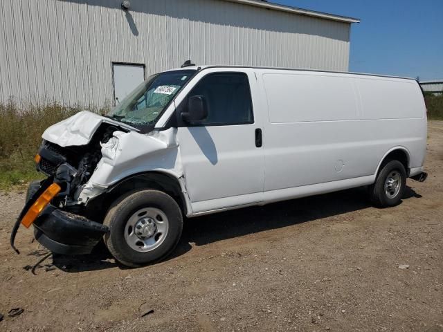2022 Chevrolet Express G2500