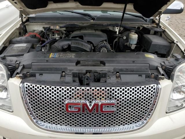 2009 GMC Yukon XL Denali