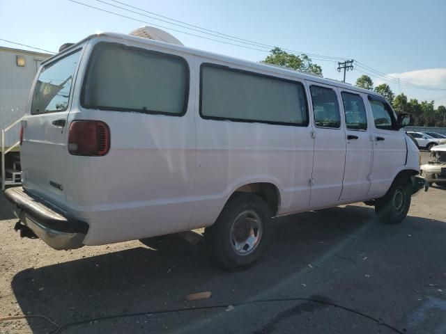 2002 Dodge RAM Wagon B3500