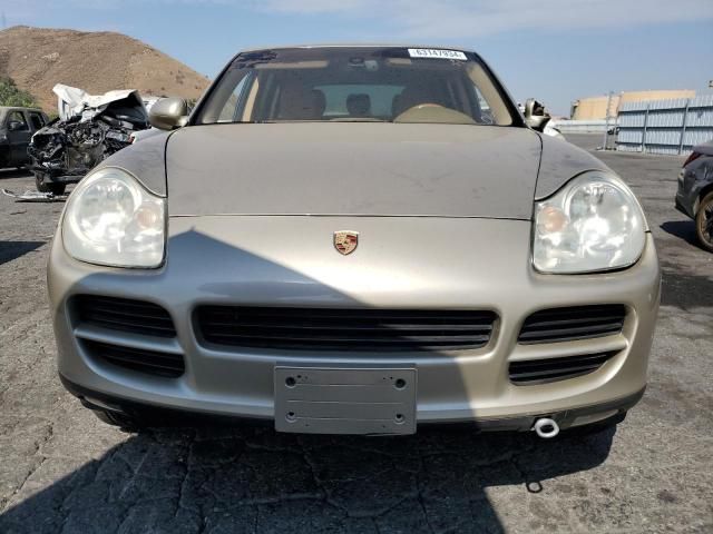 2004 Porsche Cayenne