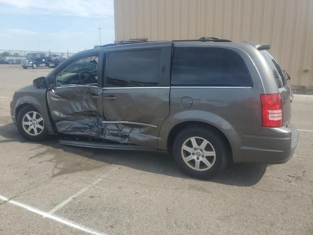 2010 Chrysler Town & Country Touring Plus