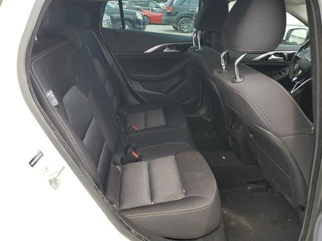 2017 Infiniti QX30 Base