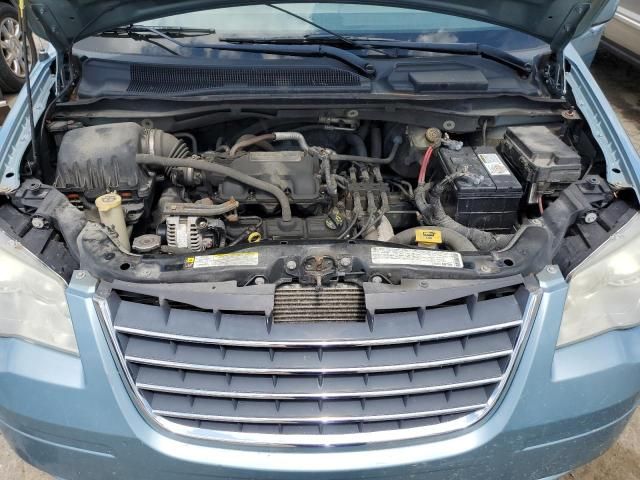 2009 Chrysler Town & Country Touring