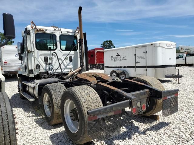 2012 Freightliner Cascadia 113