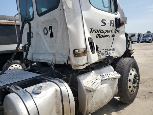 2017 Freightliner Cascadia 125