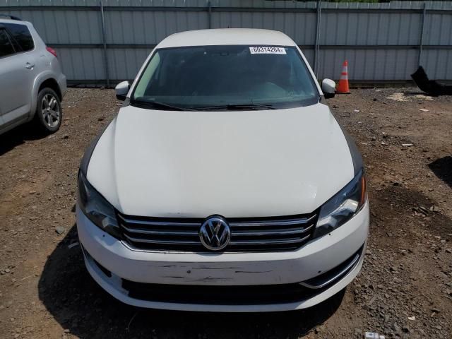 2014 Volkswagen Passat S