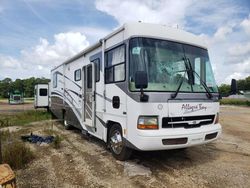 Workhorse Custom Chassis Motorhome salvage cars for sale: 2003 Workhorse Custom Chassis Motorhome Chassis W22