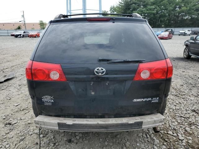 2010 Toyota Sienna XLE