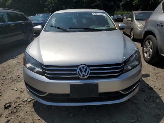 2012 Volkswagen Passat SE