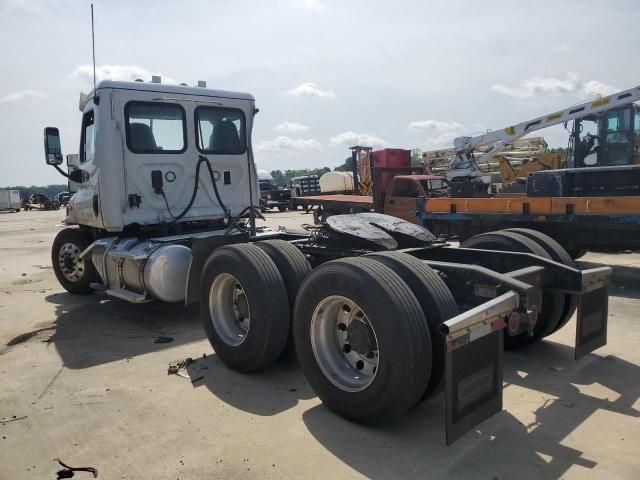 2017 Freightliner Cascadia 125