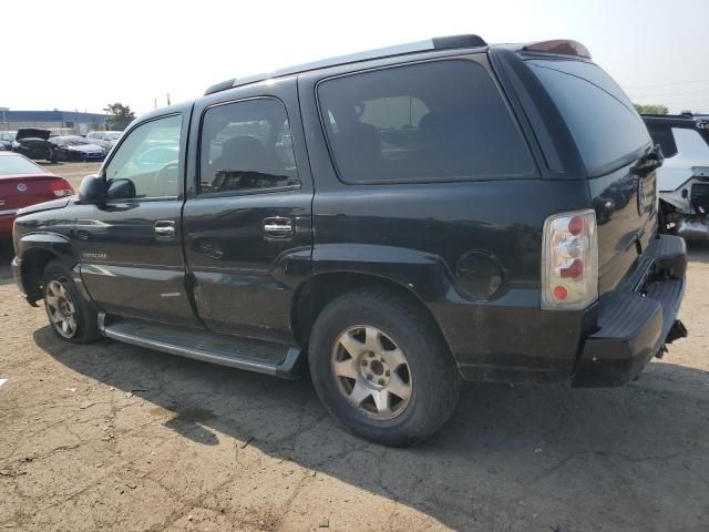 2004 Cadillac Escalade Luxury