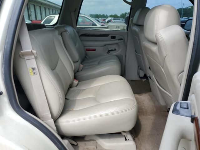 2004 Cadillac Escalade Luxury