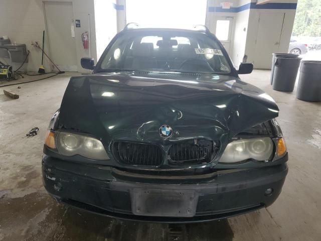 2003 BMW 325 IT