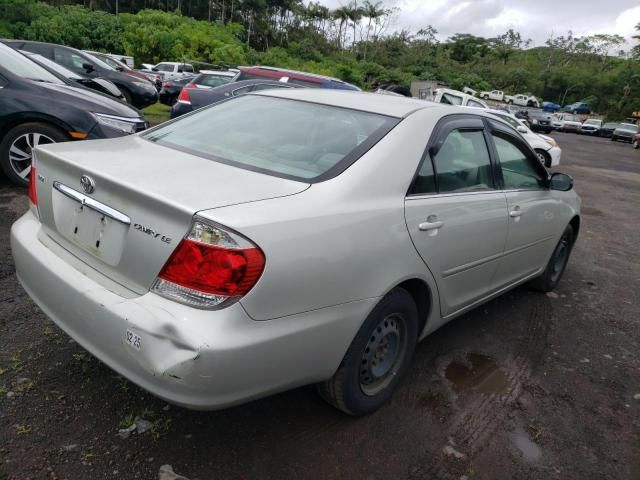 2005 Toyota Camry LE