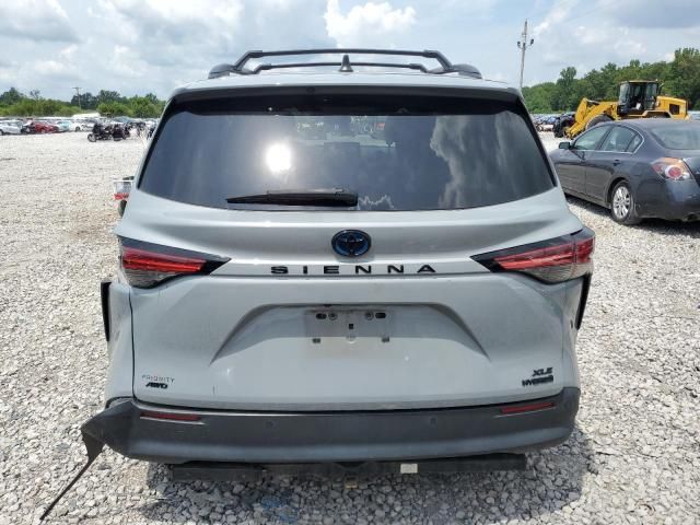 2022 Toyota Sienna XLE