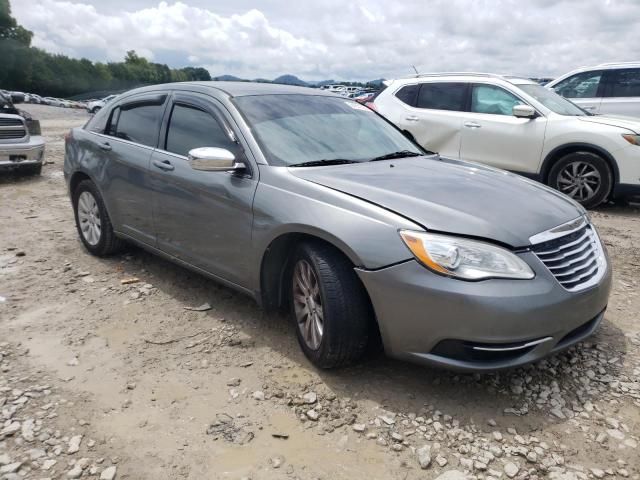 2013 Chrysler 200 Touring