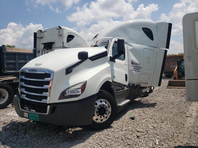 2019 Freightliner Cascadia 126