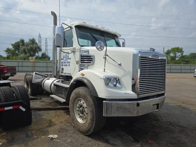 2016 Freightliner 122SD