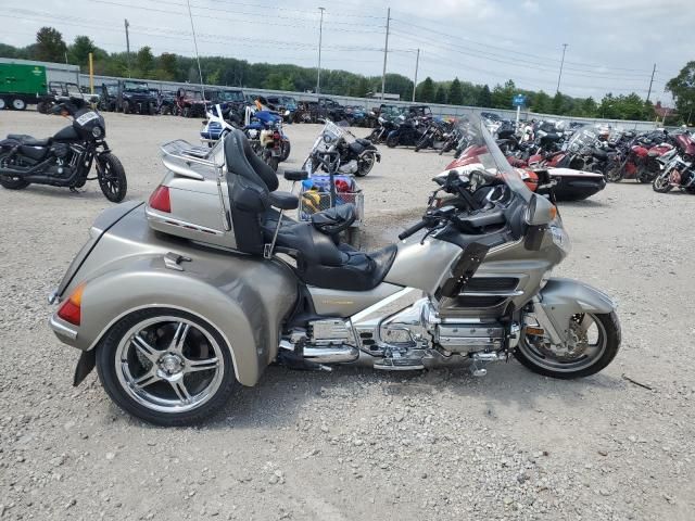 2003 Honda GL1800