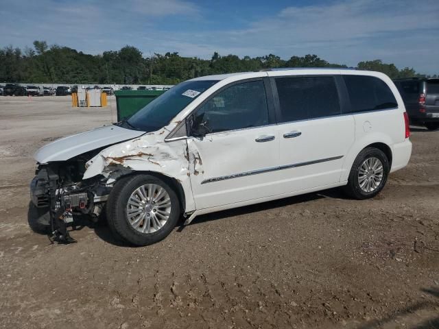 2014 Chrysler Town & Country Limited