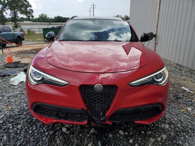 2021 Alfa Romeo Stelvio TI