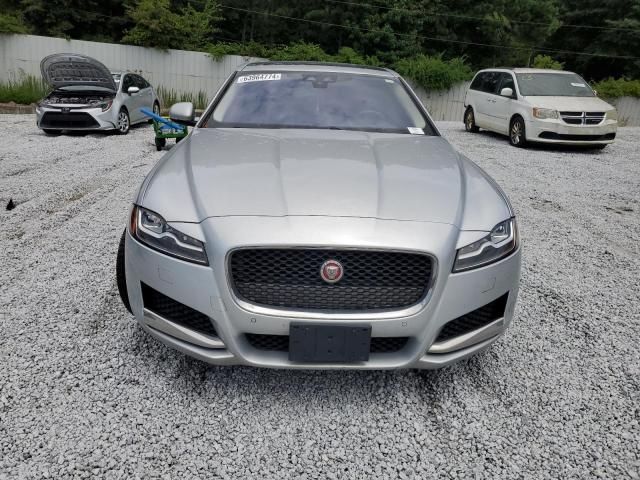 2016 Jaguar XF Prestige